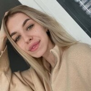 coupleslivesex.com PollyBoone livesex profile in fetish cams