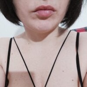 sexcityguide.com Claudia913 livesex profile in lovense cams