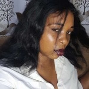 onaircams.com missthickncurvy34 livesex profile in beautiful cams