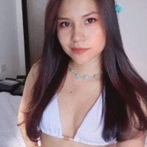 livesex.fan Saraevanns livesex profile in public cams