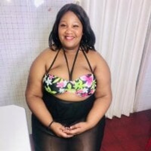 sexcityguide.com ChubbySlut8 livesex profile in romantic cams