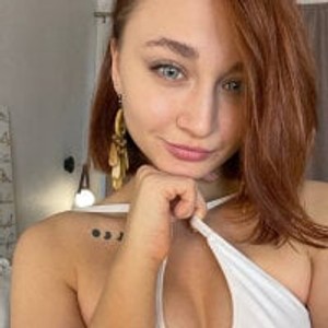 girlsupnorth.com FairyAllyy livesex profile in tattoos cams