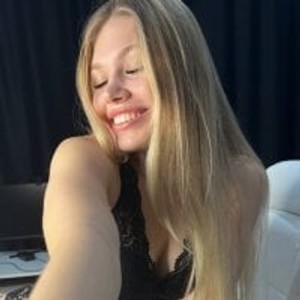 elivecams.com Yummy_Baby_Xo livesex profile in oil cams