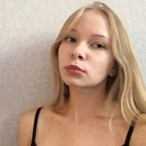 livesex.fan AliceMayb livesex profile in public cams