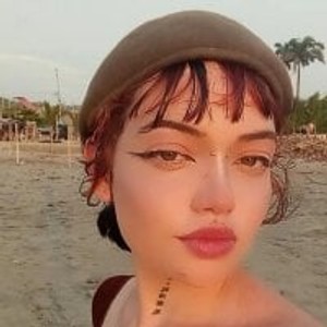 elivecams.com CaseyLove18 livesex profile in hipster cams