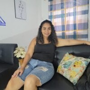 livesexr.com milf_devil livesex profile in house cams