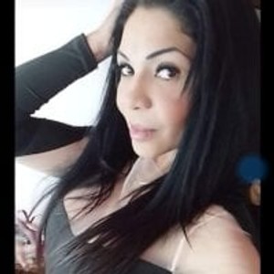 AlejandraFoster webcam profile pic