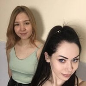 stripchat KeeleyCynthia Live couples Webcam Featured On coupleslivesex.com