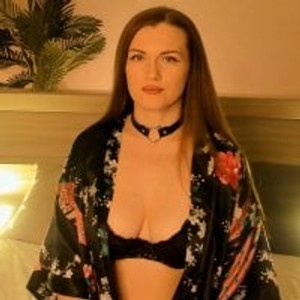 sleekcams.com Evelyn_West livesex profile in public cams