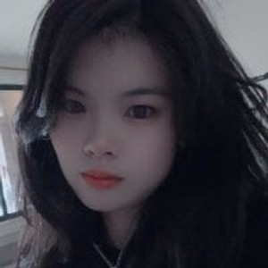 YY-AY webcam profile pic