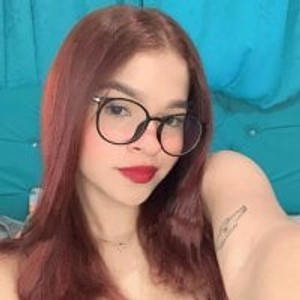 sexcityguide.com sofiatee livesex profile in spank cams