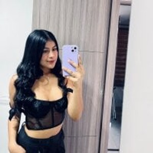 247camsex.com LindaSofia5v livesex profile in tits cams