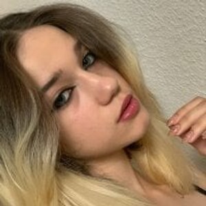 free6cams.com PollyYoungf livesex profile in asmr cams