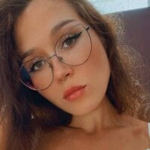 rudecam.live Tinorine livesex profile in humiliation cams