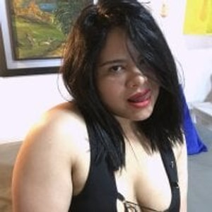 stripchat golden_ttania webcam profile pic via pornos.live