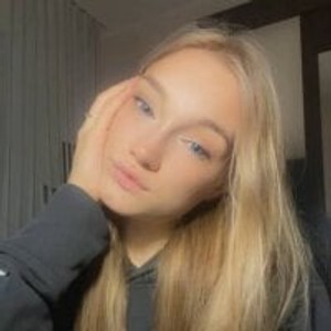 sleekcams.com chrissmoss livesex profile in asmr cams