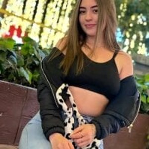 sleekcams.com _amaiahot_ livesex profile in teen cams