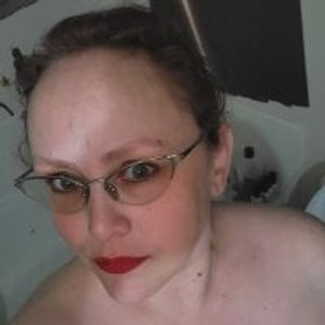 girlsupnorth.com Peachesbonniewood livesex profile in housewife cams