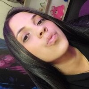 onaircams.com Perla__26 livesex profile in public cams