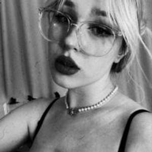 livesex.fan Holly-Rave livesex profile in erotic cams