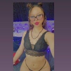 free6cams.com CarolJonnes livesex profile in bigass cams