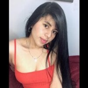 camila_longhair profile pic from Stripchat