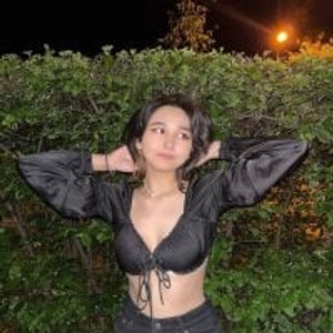 livesexr.com silverversal livesex profile in fingering cams