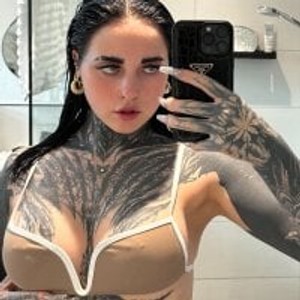 onaircams.com RebeccahxWhipGoddess livesex profile in shower cams