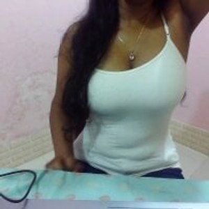 livesex.fan JustinaIra livesex profile in shaven cams