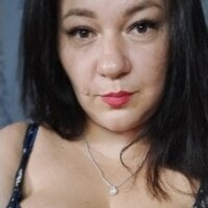 girlsupnorth.com Lotty_Milla livesex profile in housewives cams