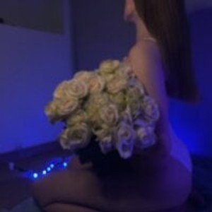 onaircams.com RoseMillerr livesex profile in mom cams