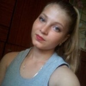 sexcityguide.com Franny_Essie livesex profile in topless cams