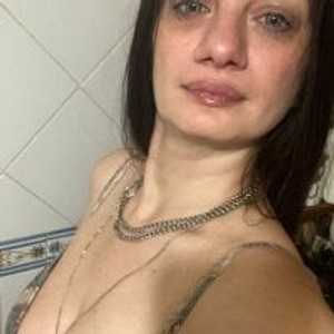 MargotKajira webcam profile - Italian