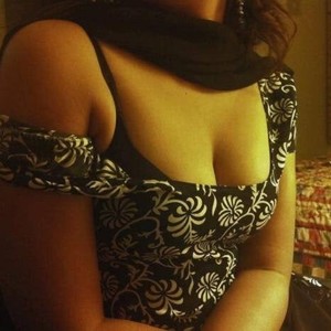 sparkling_queen webcam profile - Indian