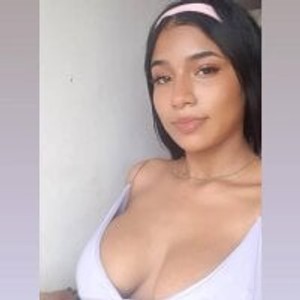 taylor_lead webcam profile - Venezuelan