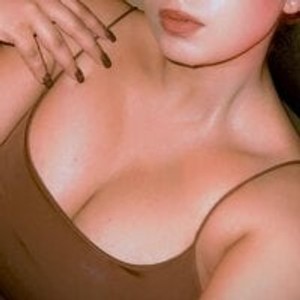 sexcityguide.com LonelyGirlll livesex profile in erotic cams