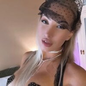 pornos.live LilouKat livesex profile in blonde cams
