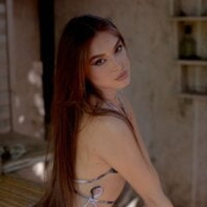 livesexr.com DarlinaRay livesex profile in lesbian cams