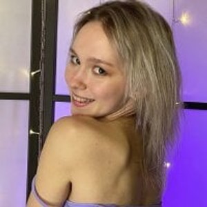 girlsupnorth.com lilian_flores livesex profile in mobile cams