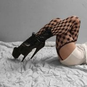 Nixxy-naughty webcam profile - French