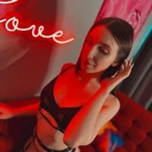 sleekcams.com Hanna_Skyy livesex profile in corset cams