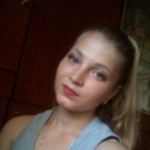 chatnmate.com Lulu_Kathie livesex profile in deepthroat cams