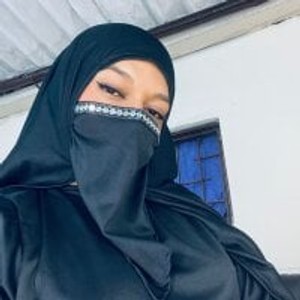 girlsupnorth.com Diala_Aziz14 livesex profile in slim cams