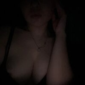 chatnmate.com Vi_Joyce livesex profile in deepthroat cams