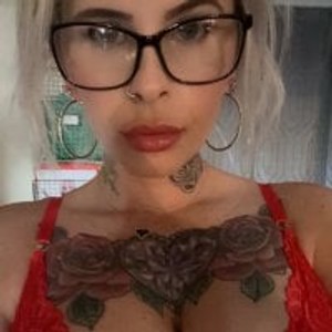 rudecam.live BellaHaze@xh livesex profile in milf cams