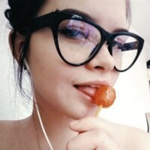 free6cams.com MeganLinRed livesex profile in dildo cams