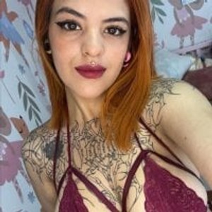 girlsupnorth.com Cute-emma99 livesex profile in pov cams