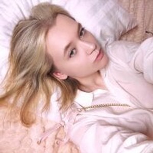 livesex.fan RebeccaAugust livesex profile in me cams