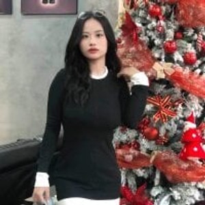 Ariana_milks webcam profile - Vietnamese