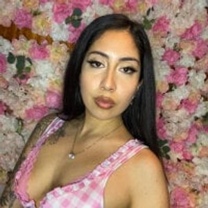 LorenaAnderson webcam profile - British